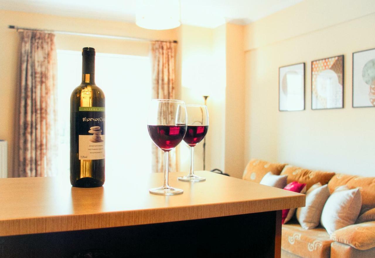 Charming Apartment Near Athens Center And The Sea Eksteriør billede