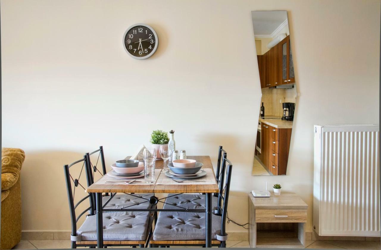 Charming Apartment Near Athens Center And The Sea Eksteriør billede